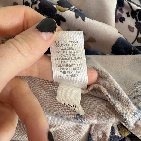 J Jill Pure Jill Pink Navy Blue Floral Top Size M Cottagecore Dark Coastal Boho - Picture 9 of 11